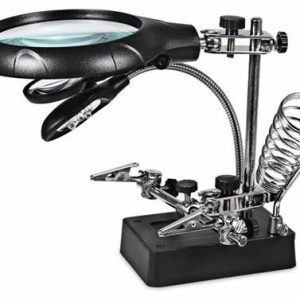 magnifier with auxiliary clip